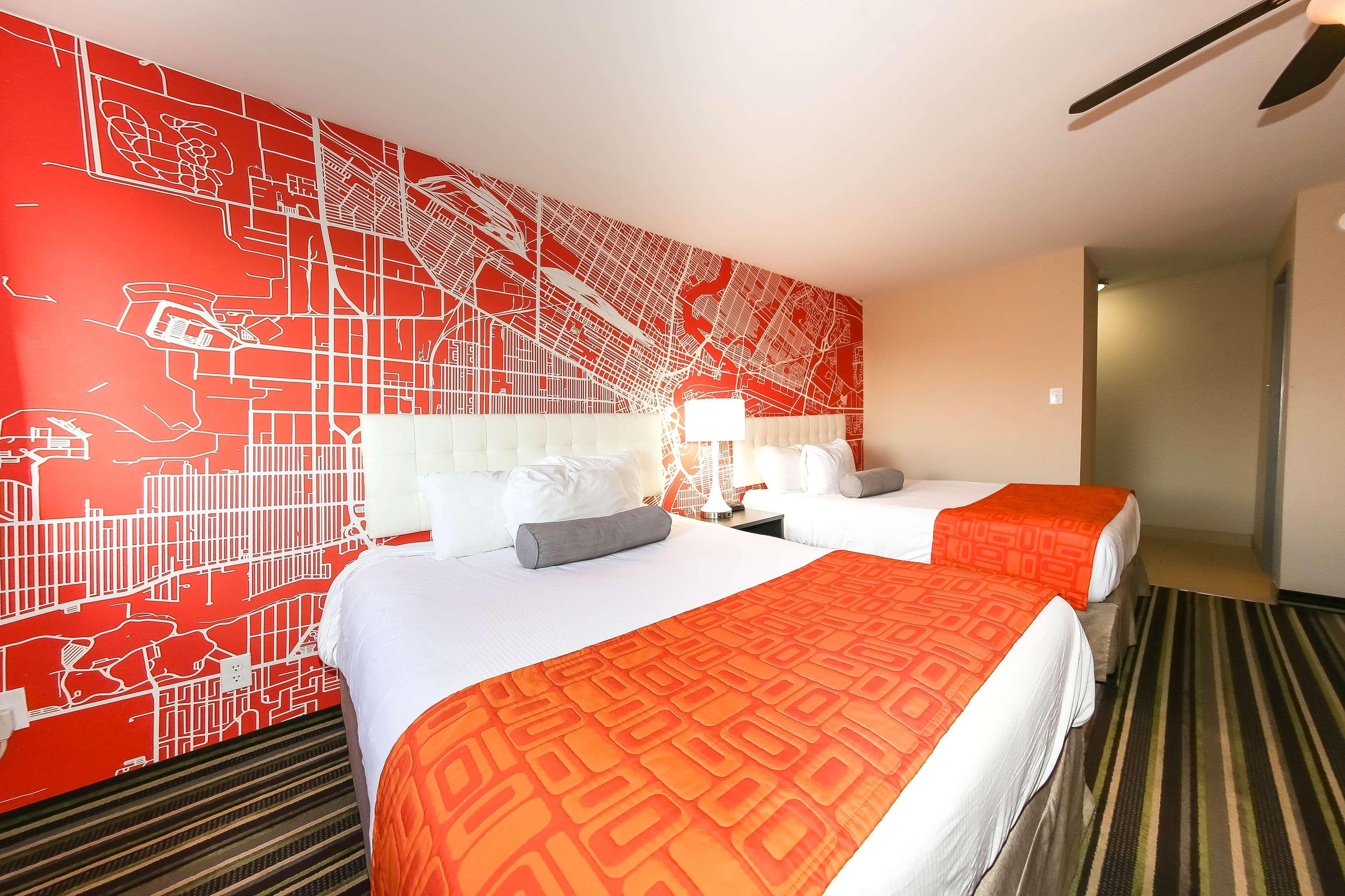 Howard Johnson By Wyndham Winnipeg West Exteriör bild