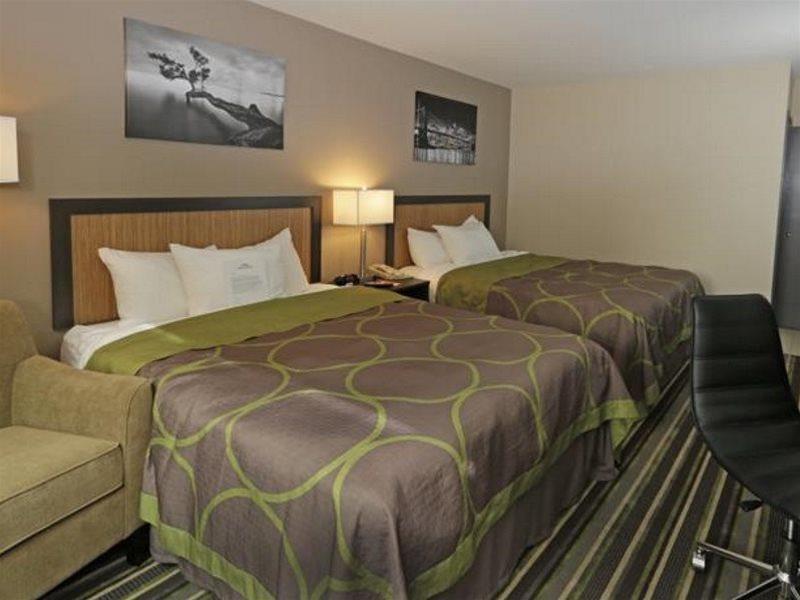 Howard Johnson By Wyndham Winnipeg West Exteriör bild